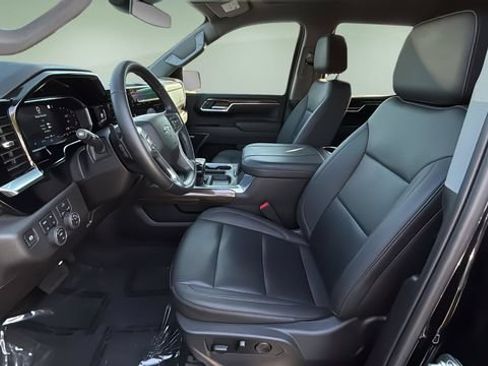 Used 2026 Chevrolet Silverado 1500 RST w/ Convenience Package II AWD/4WD image 19