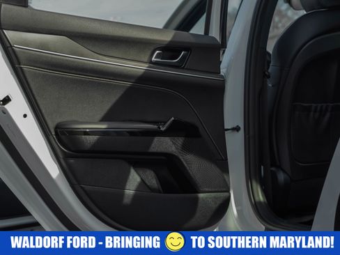 Used 2025 Kia K5 GT-Line image 39