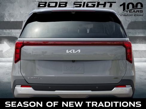 New 2026 Kia Carnival EX image 13