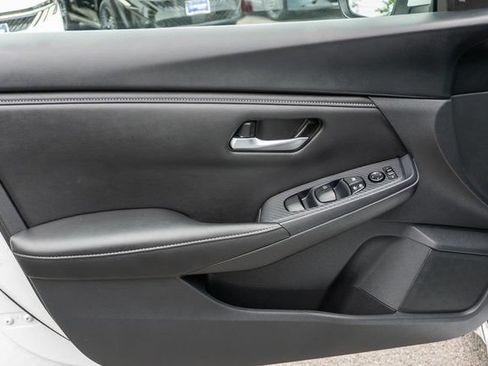 Certified 2023 Nissan Sentra SV FWD image 19