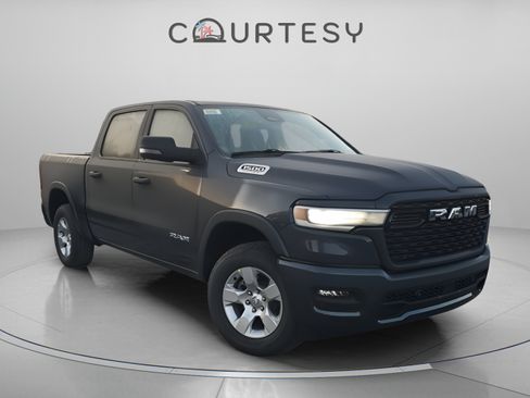 Certified 2026 RAM 1500 Big Horn AWD/4WD image 5