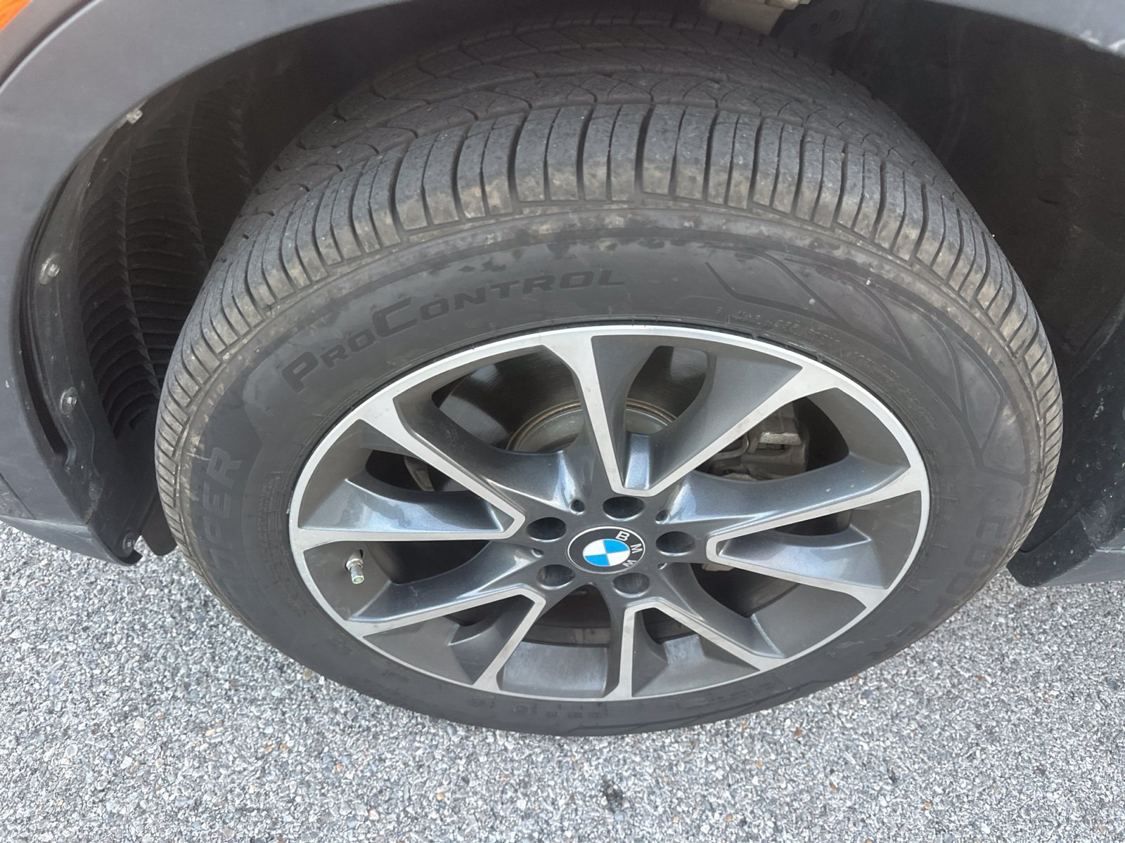 Used 2018 BMW X5 sDrive35i RWD image 10