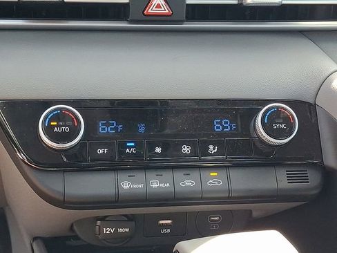 Certified 2026 Hyundai Elantra Sport FWD image 15
