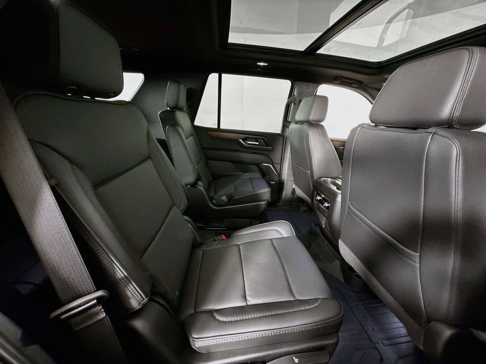 New 2027 GMC Yukon Denali w/ Advanced Technology Package AWD/4WD image 23