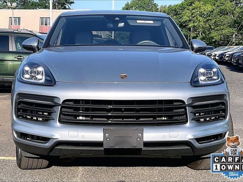 Used 2023 Porsche Cayenne Platinum Edition AWD/4WD image 3