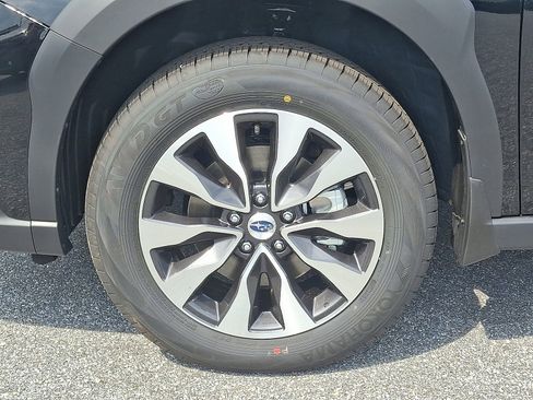 New 2025 Subaru Outback Limited image 5