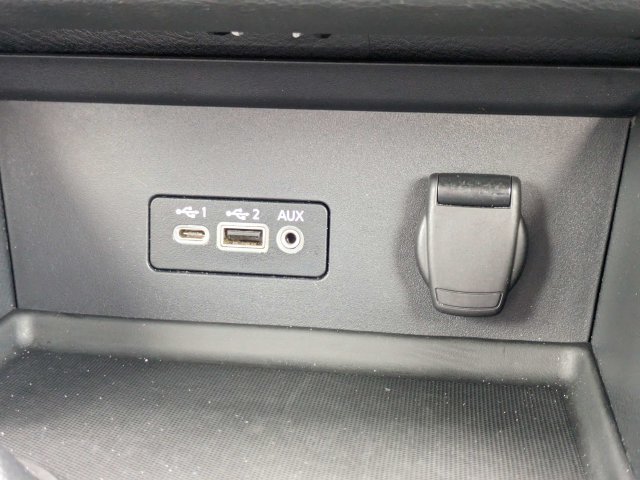 Used 2022 Nissan Sentra SV w/ Trunk Package FWD image 27
