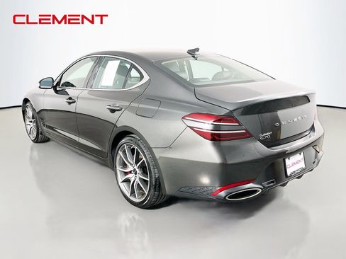 Used 2025 Genesis G70 2.5T RWD image 9