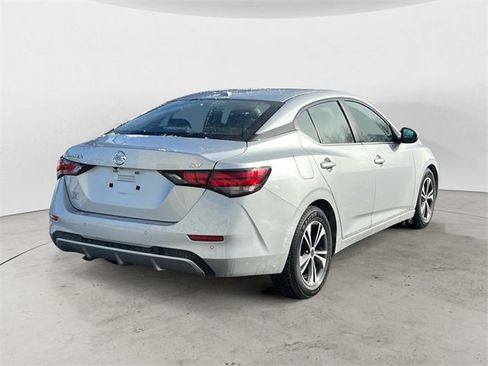 Used 2022 Nissan Sentra SV image 5