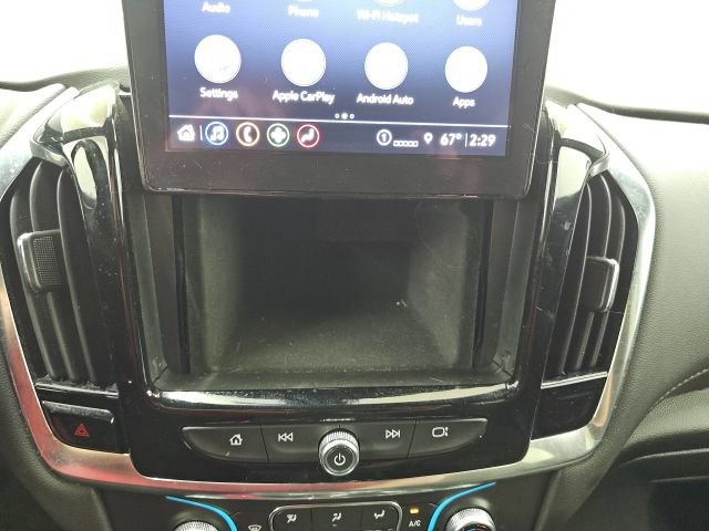 Used 2023 Chevrolet Traverse LT AWD/4WD image 11
