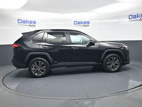 Used 2023 Toyota RAV4 Limited AWD/4WD image 9