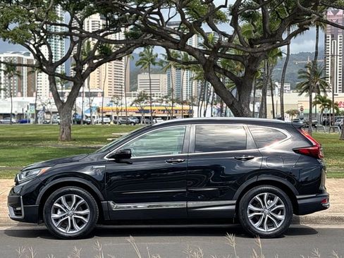 Used 2022 Honda CR-V Touring image 2