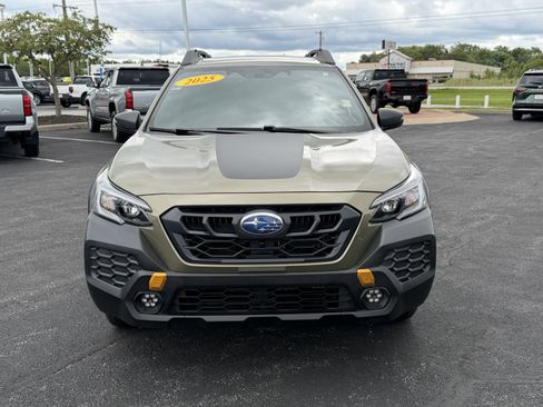 Used 2025 Subaru Outback Wilderness AWD/4WD image 2
