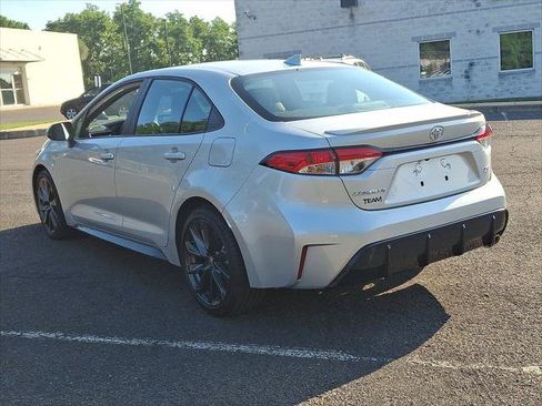 Certified 2025 Toyota Corolla SE FWD image 23