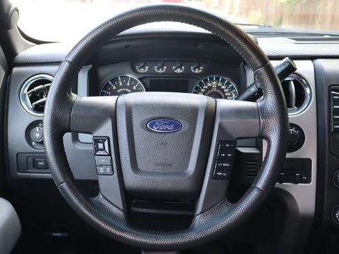 Used 2013 Ford F150 XLT w/ Mid Equipment Group AWD/4WD image 18
