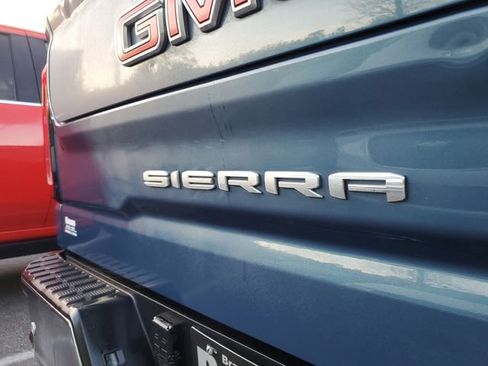 Used 2024 GMC Sierra 1500 SLT w/ SLT Premium Plus Package AWD/4WD image 7