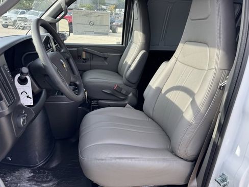 New 2025 Chevrolet Express 2500 Extended w/ Enhanced Convenience Package image 13