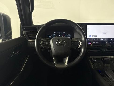 Used 2024 Lexus GX 550 AWD/4WD image 35