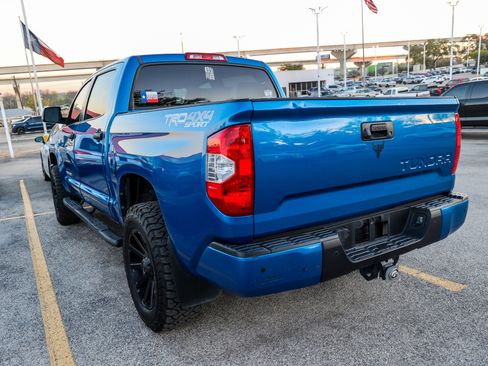 Used 2018 Toyota Tundra SR5 w/ TRD Sport Package image 9