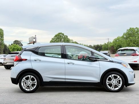 Used 2018 Chevrolet Bolt LT FWD image 10