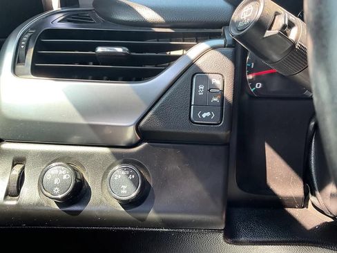 Used 2016 Chevrolet Tahoe LT AWD/4WD image 25