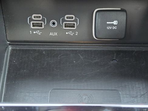Used 2025 Jeep Grand Cherokee L Laredo RWD image 22