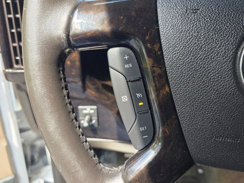 Used 2018 GMC Savana 2500 Extended w/ Enhanced Convenience Package image 19