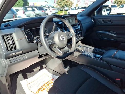 Used 2024 Nissan Pathfinder Rock Creek image 14