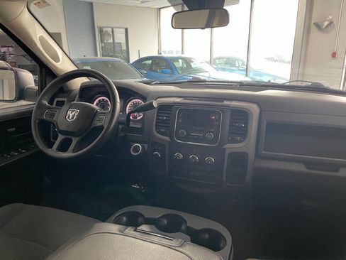 Used 2015 RAM 1500 Express image 28