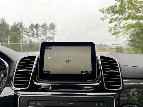 Used 2018 Mercedes-Benz GLS 550 4MATIC image 31