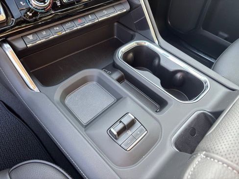 New 2026 GMC Sierra 2500 Denali w/ Denali Reserve Package image 23