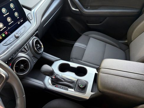 Used 2025 Chevrolet Blazer LT image 41