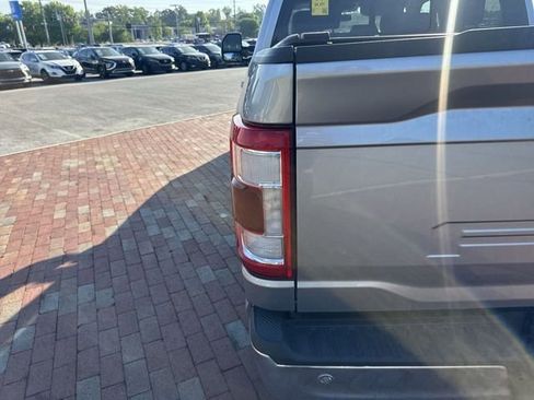 Used 2022 Ford F150 Lariat w/ Equipment Group 501A Mid image 10