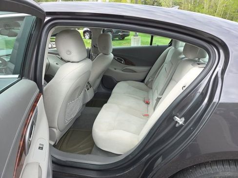 Used 2013 Buick LaCrosse FWD image 31