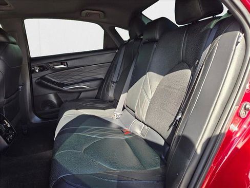 Used 2021 Toyota Avalon Limited image 20