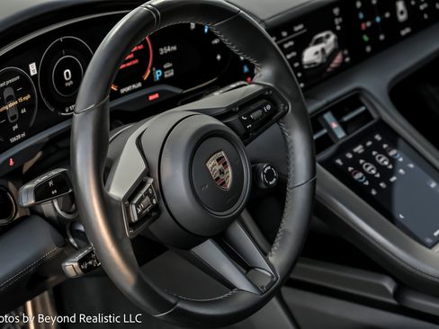 Used 2024 Porsche Taycan Turbo image 30