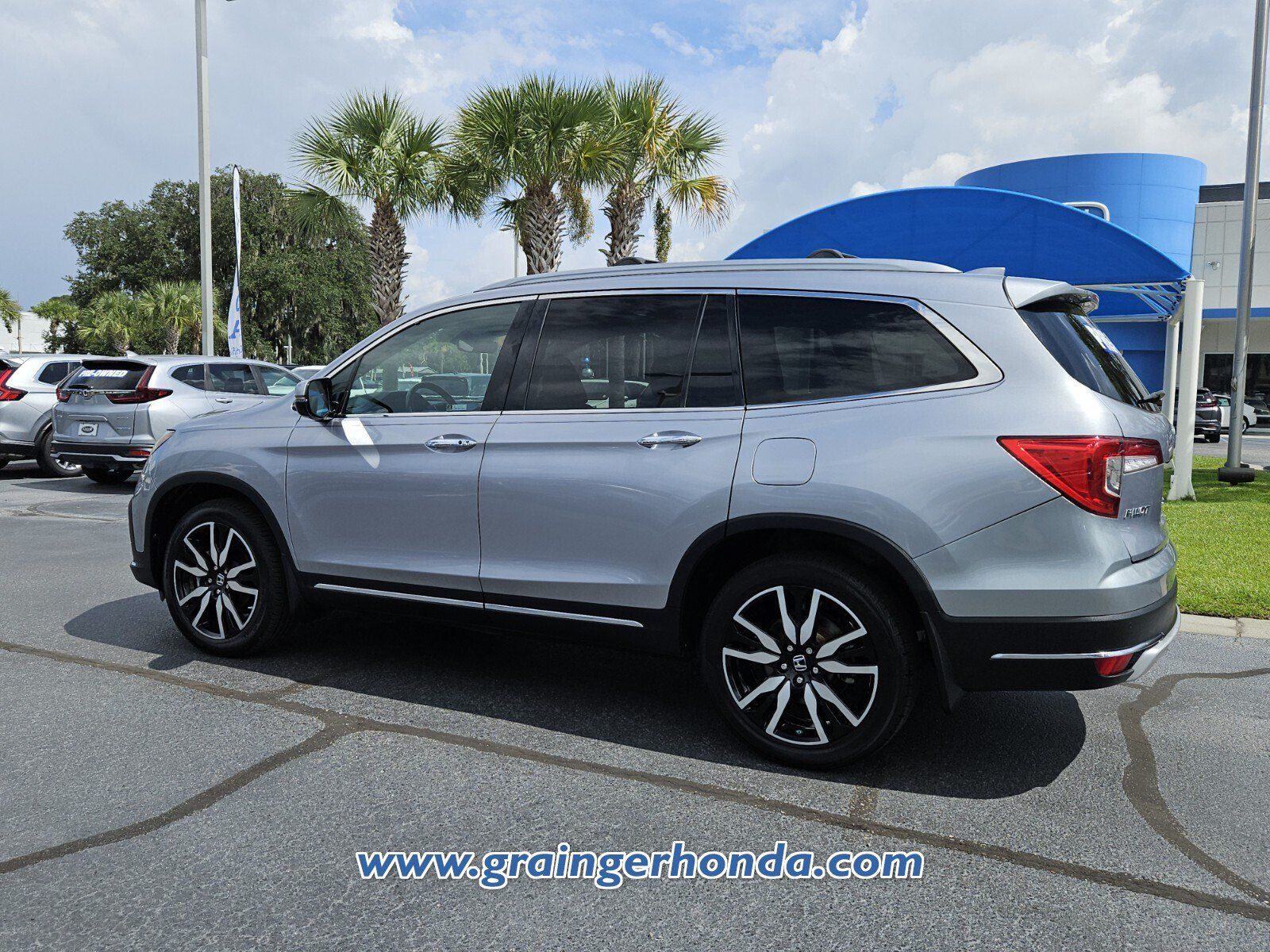 Used 2020 Honda Pilot Elite image 3