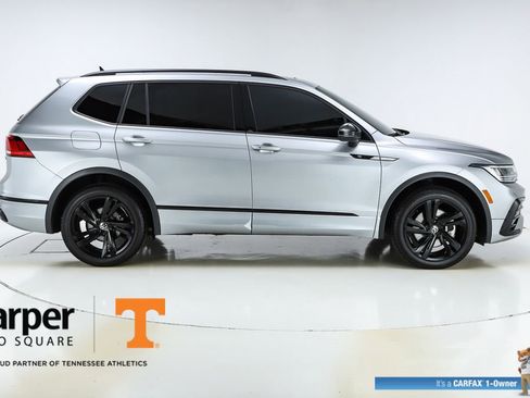 Used 2023 Volkswagen Tiguan SE R-Line image 48