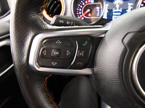 Used 2020 Jeep Gladiator Mojave AWD/4WD image 20