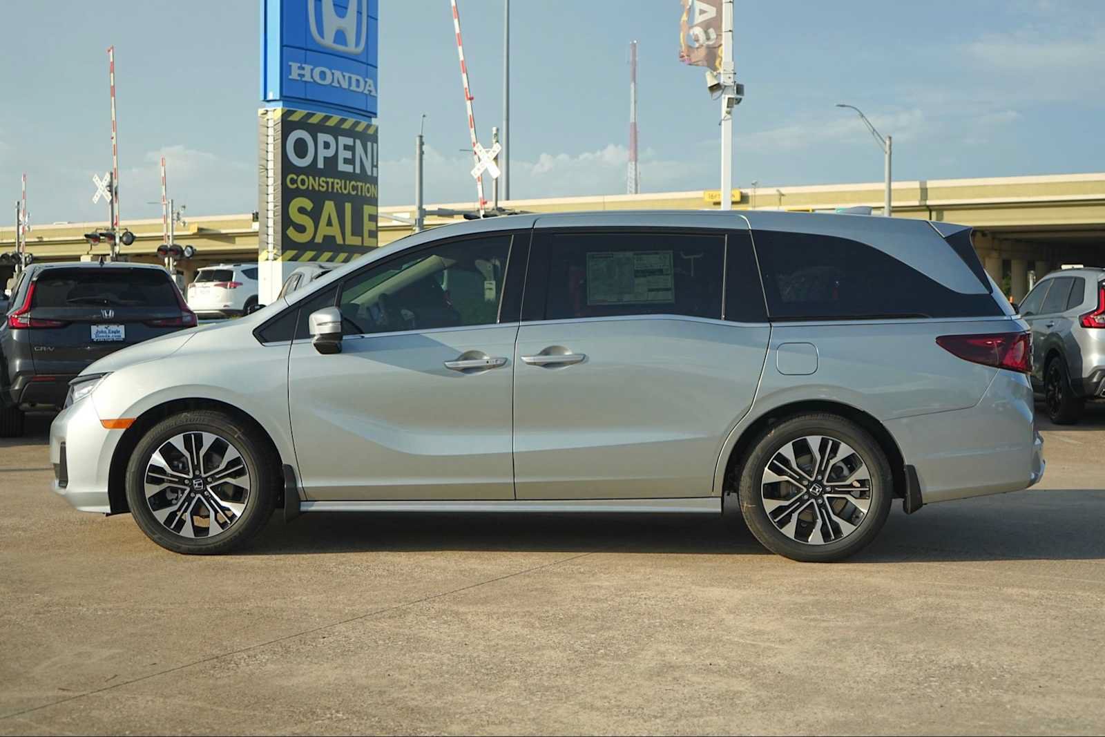 New 2027 Honda Odyssey Elite image 3