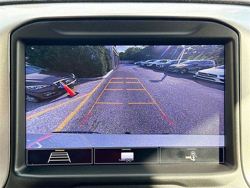 Used 2020 Chevrolet Silverado 1500 LT Trail Boss image 15