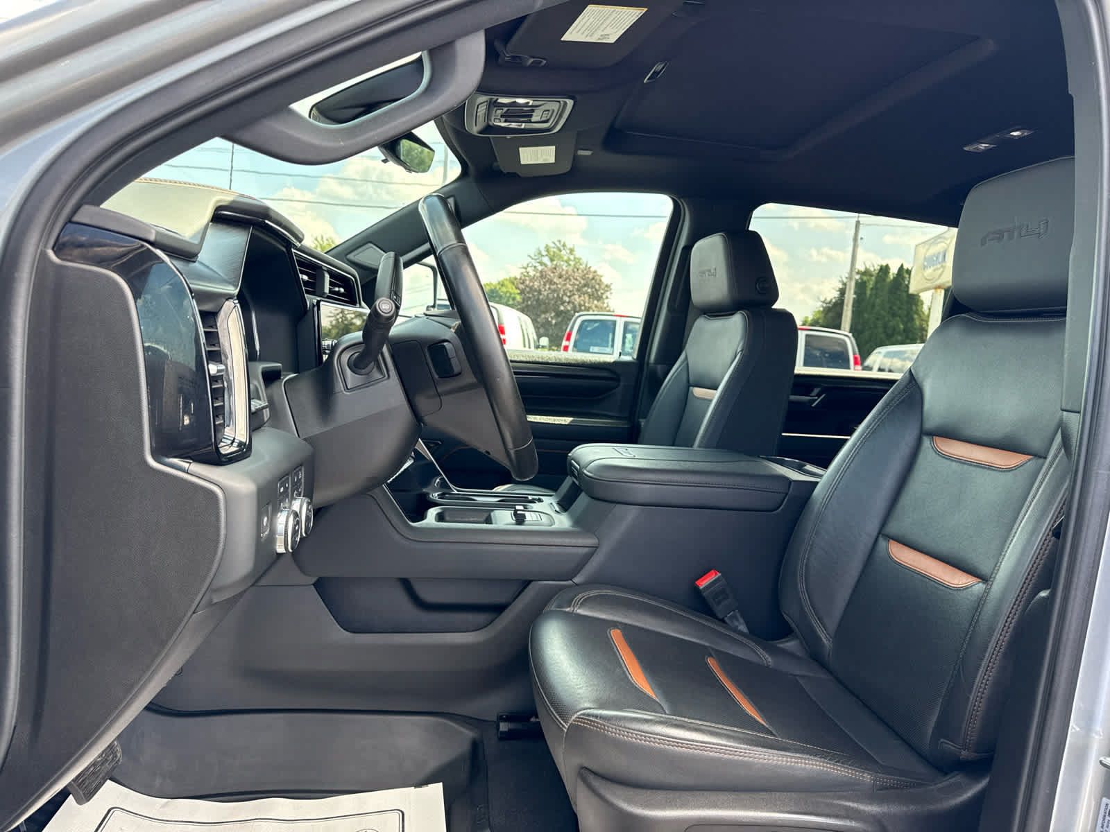 Certified 2024 GMC Sierra 3500 AT4 w/ AT4 Premium Plus Package AWD/4WD image 11