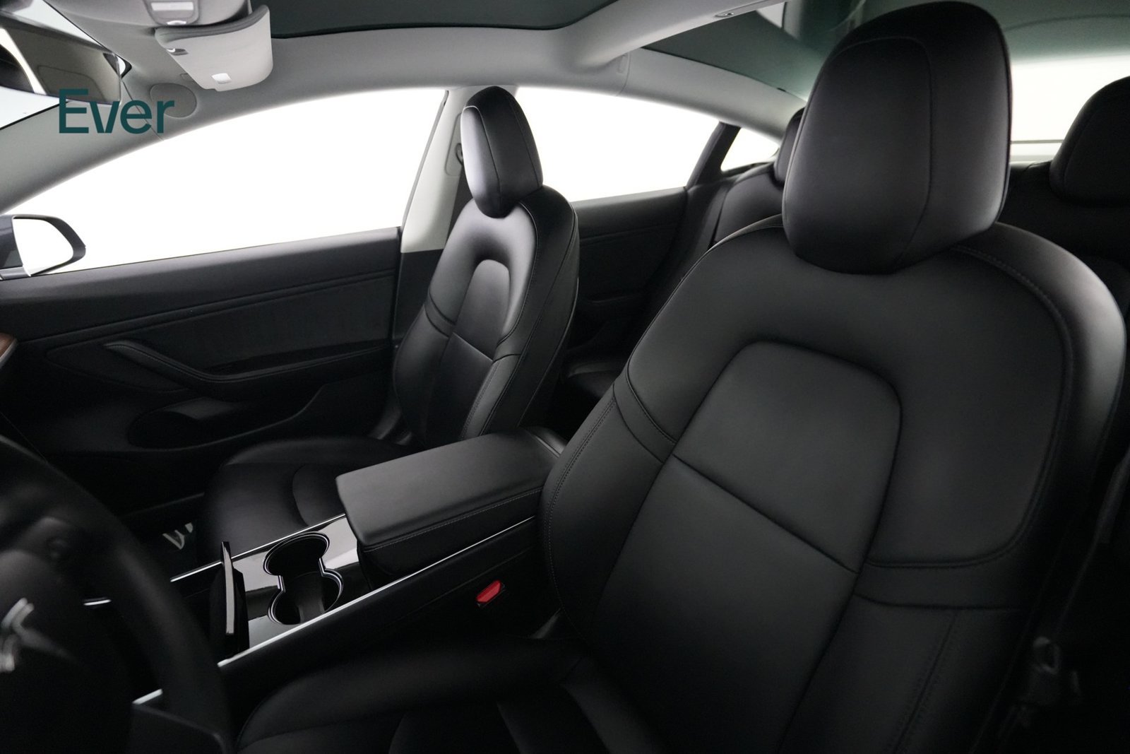 Used 2018 Tesla Model 3 Long Range RWD image 4