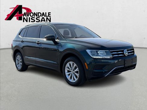 Used 2018 Volkswagen Tiguan S image 9