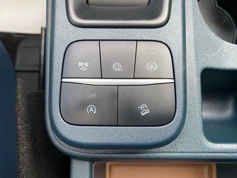 Used 2024 Ford Maverick Lariat w/ FX4 Off-Road Package image 40