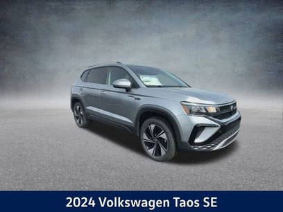 New 2024 Volkswagen Taos SE