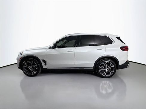 New 2026 BMW X5 xDrive40i w/ Climate Comfort Package AWD/4WD image 8