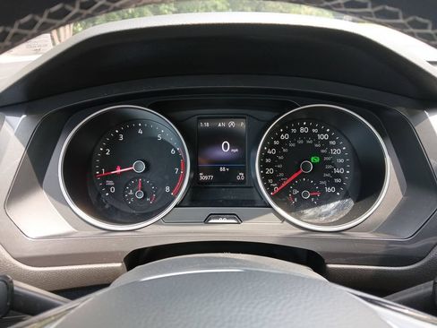 Used 2021 Volkswagen Tiguan S FWD image 22