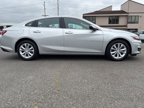 Used 2020 Chevrolet Malibu LT FWD image 6