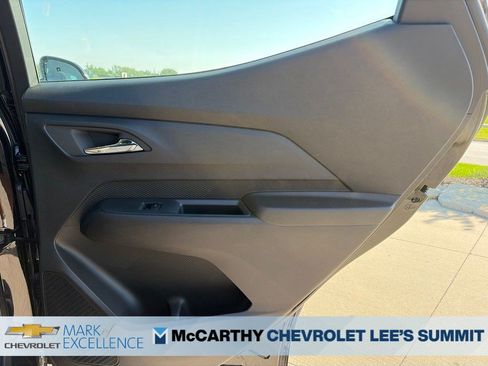 New 2027 Chevrolet Bolt LT w/ Comfort Package FWD image 27